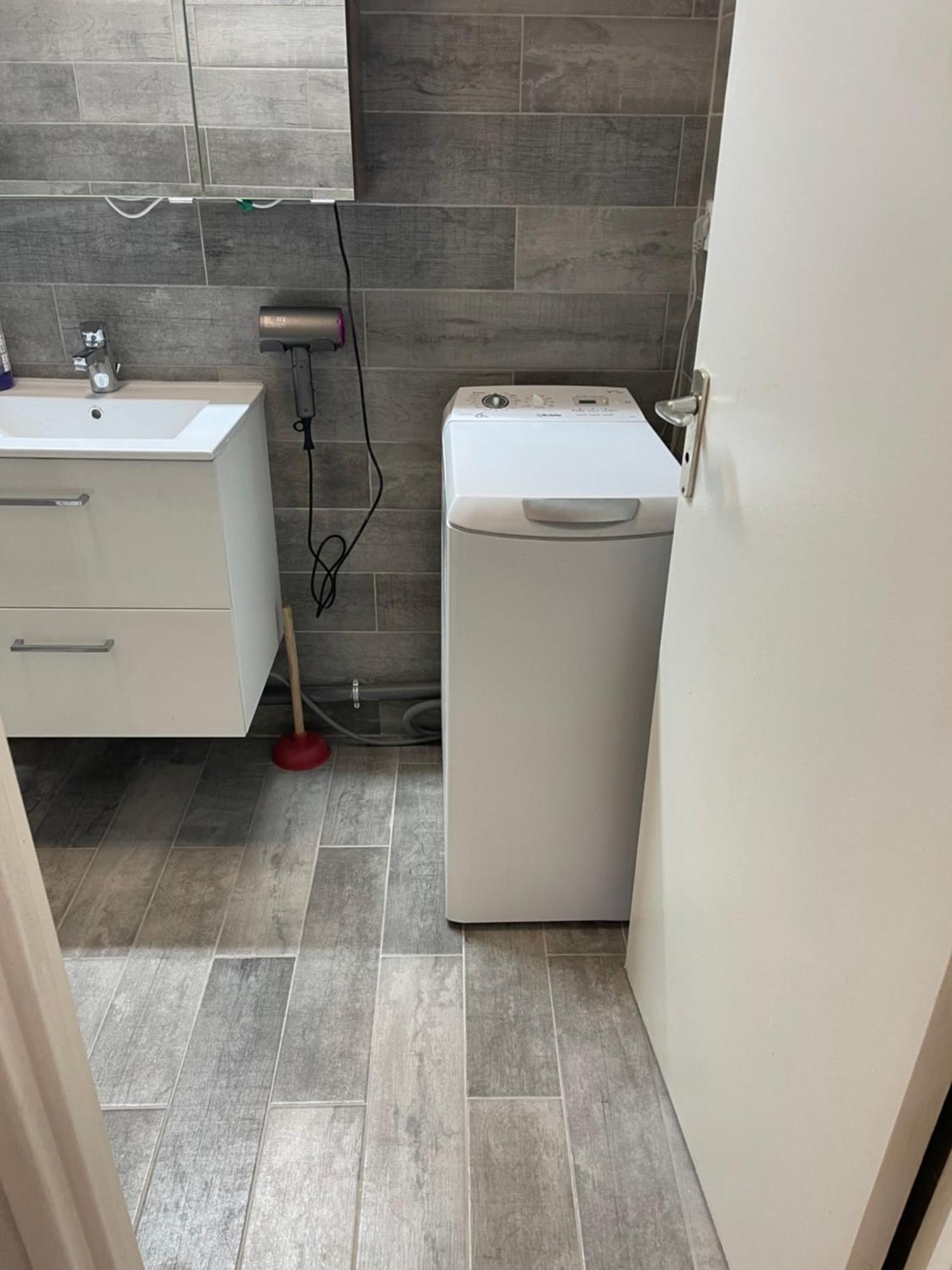 Appartement 3 Pieces Pour 1 A 5 Voyageurs Rillieux-la-Pape ภายนอก รูปภาพ